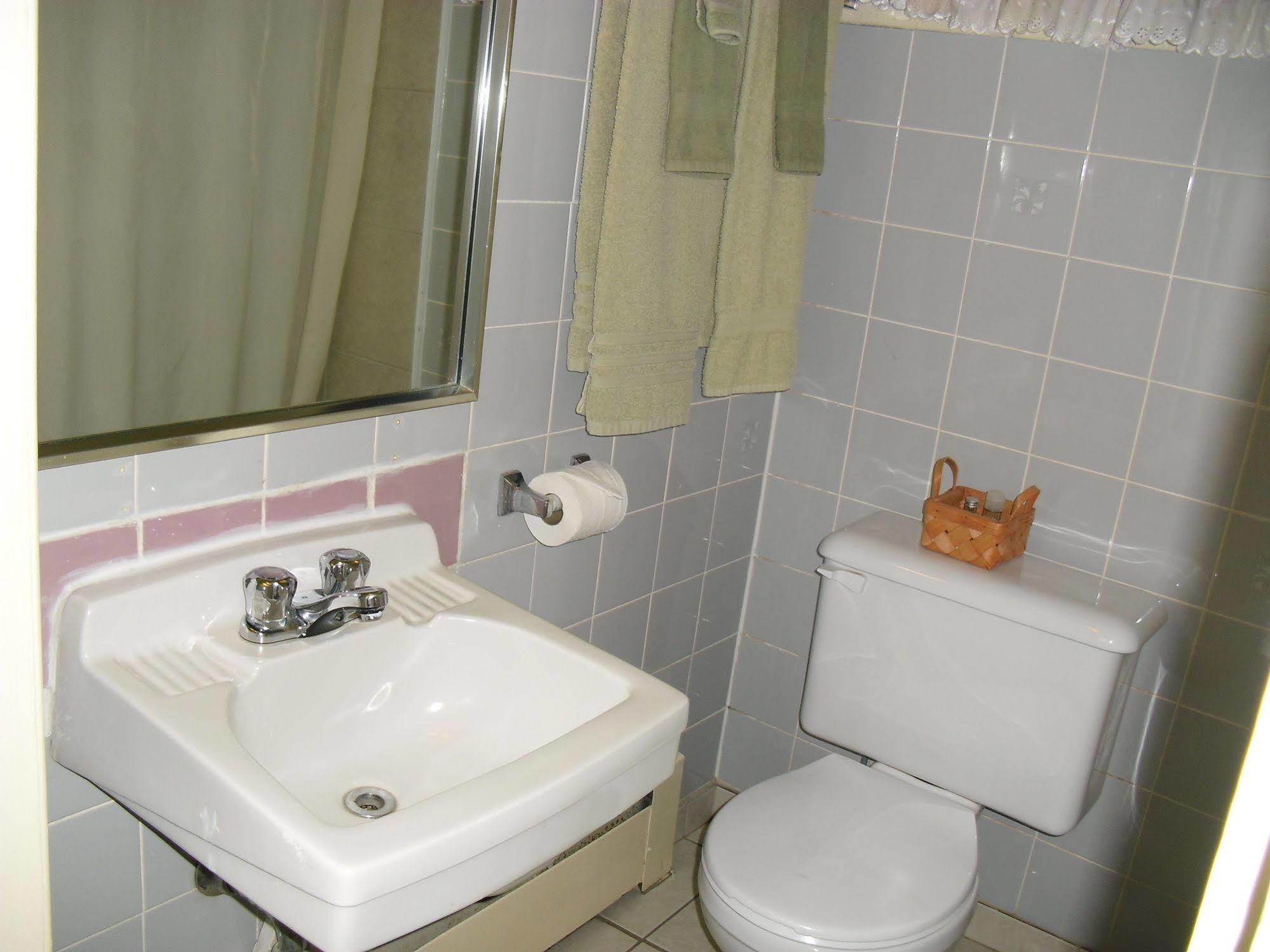 Stardust Motel Camrose Zewnętrze zdjęcie